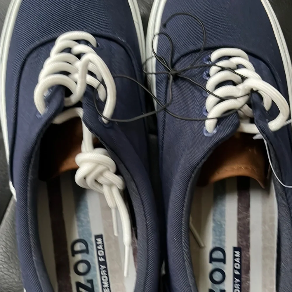 Izod Blue and White Canvas Sneakers - Picture 1 of 2